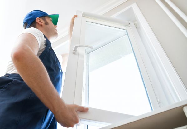 Cost of Home Window Repair in Lawrence