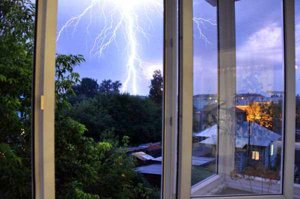 Cost of Storm Windows Repair in Lawrence
